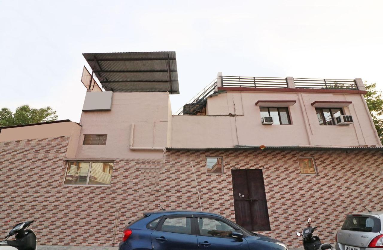 Oyo 14179 Panchvati Hotel Dehradun Luaran gambar